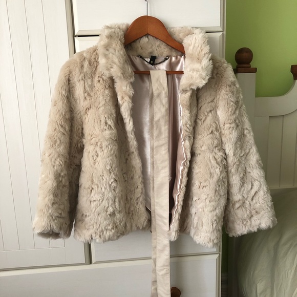 Faux Fur Coat - Picture 1 of 3